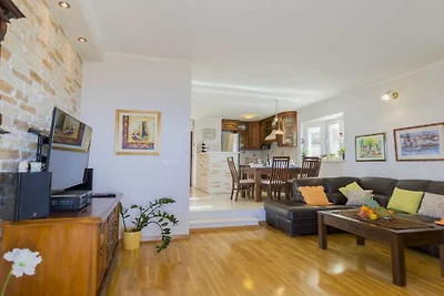 Villa in Makarska mit Schwimmbecken