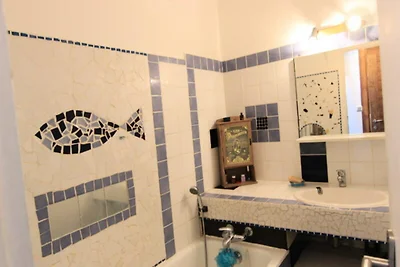 CHARMANTES STUDIO, SÜDAUSRICHTUNG