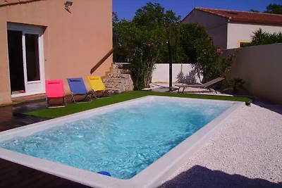 Vakantiehuis in Vias met zwembad