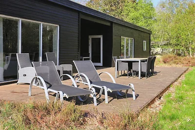 10 persone case ad Hadsund