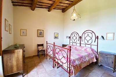 Schönes Ferienhaus in Assisi mit Garten