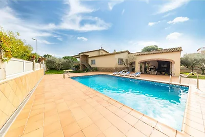 Gezinsvriendelijke villa aan de Costa Brava