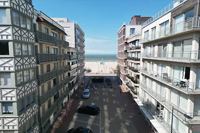 Zonnig appartement aan de kust voor 6...