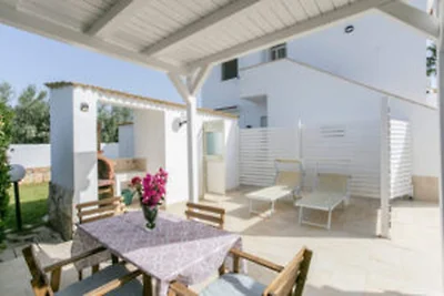 Charmante Wohnung in Reitani