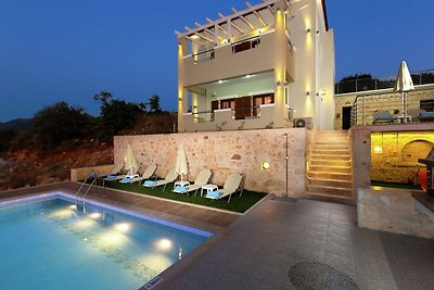 Villa in Achlades Kreta mit privatem Pool