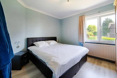 Villa mit Whirlpool in Borgloon