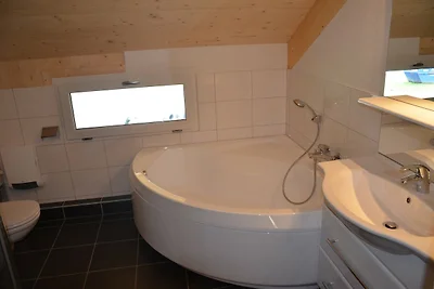 Klassisches Chalet mit Infrarotsauna