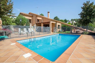 Villa in der Nähe des Strandes Cala Canyelles