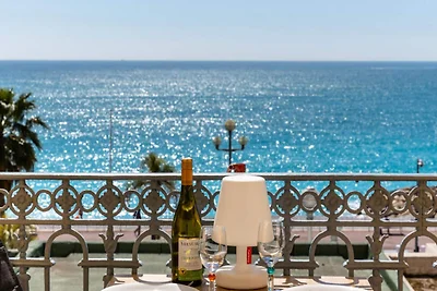 Wohnung in Nizza mit Meerblick-Balkon