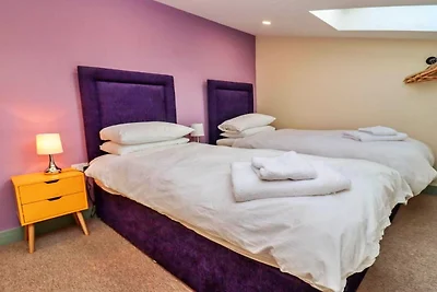 Scheune in Cotswolds mit Whirlpool & Aussicht