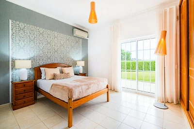 Villa in Albufeira vlakbij Salgados Golf