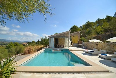 Moderne Villa mit eigenem Pool in Selva...