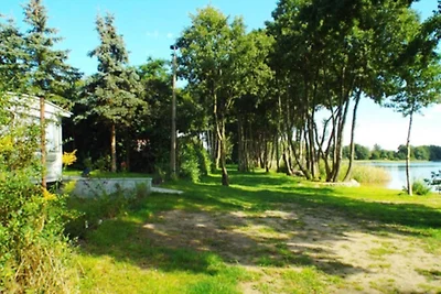 Mobile Home im Ferienpark mit Seezugang