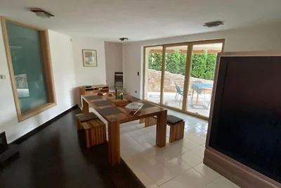 Five Bedroom Villa with Terrace and Garden