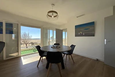 Apartment am Meer mit Balkon und Terrasse