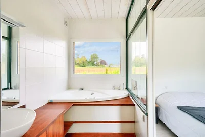 Apartment in Combrit mit Whirlpool und Garten