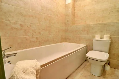 Hütte in Cotswolds mit Whirlpool & Garten