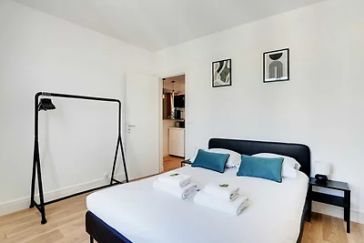 Modern appartement - 2BR/4P - Sacré-Cœur