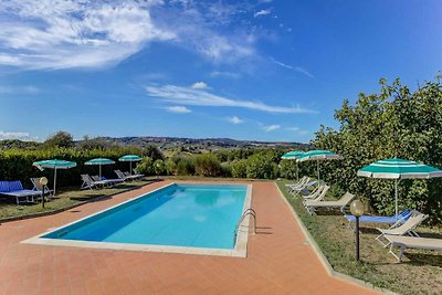 Landferienhaus in Gambassi Terme mit Garten