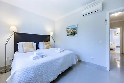 Villa in Lagos mit Golfplatzblick