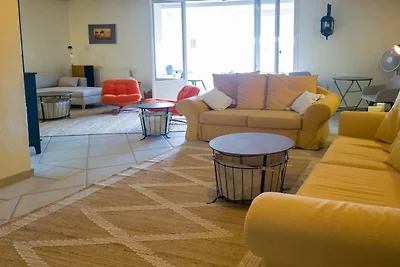 Zwei Ferienhäuser mit Swimmingpool