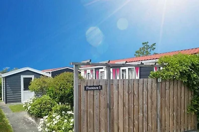 Hütte in De Meern mit Schwimmbecken