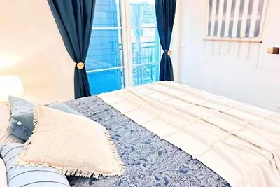 Eco Feng Shui Apartment with a View- Two Bedr...