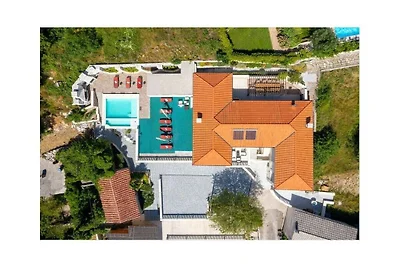 Vakantiehuis Ontspannende vakantie Bribir