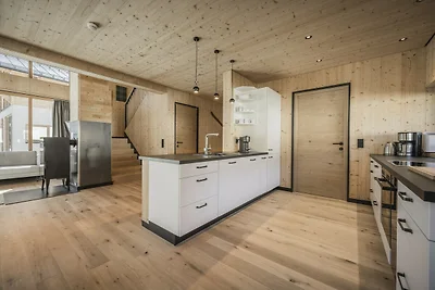 Chalet mit eigenem Saunahaus und Garten