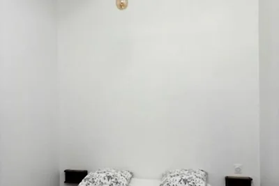 Wohnung in L'Isle-sur-la-Sorgue am Fluss