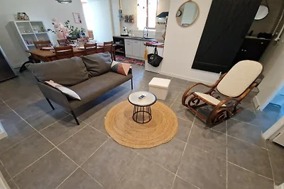 Apartment mit Swimmingpool, WLAN