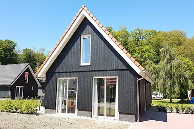 Moderne Villa mit Garten