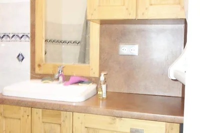 Studio in L'OBIOU nahe Telecentre &...