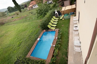 Apartment mit Garten und privatem Pool