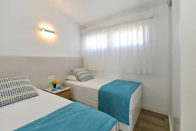 Zentraler Bungalow mit Pool