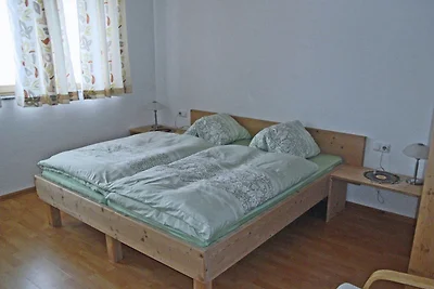Modernes neues Appartement in ruhiger Lage