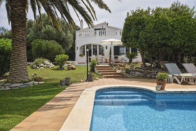 Villa mit Pool, Garten und Wifi