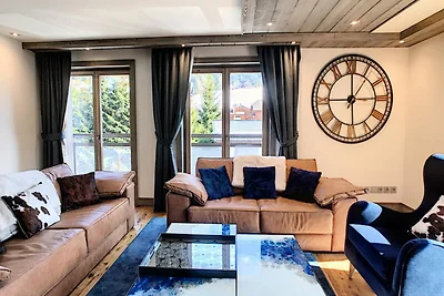 Apartment in Les Gets mit Zugang zum Pool