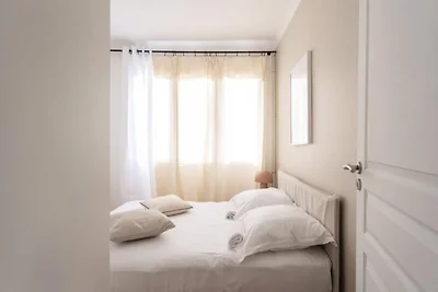 Im Lichte der Augustinerwohnungen