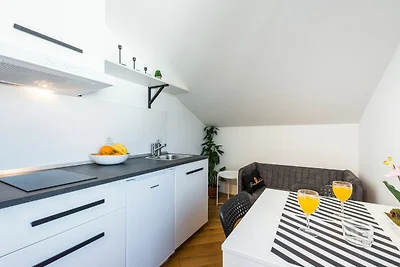 Apartment Marilyn - Two Bedroom Apartment wit...