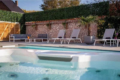 Villa mit Pool in Erembodegem