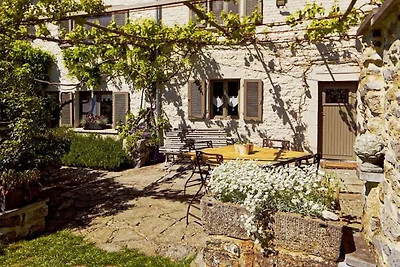 Accogliente cottage in agriturismo a Gimnée