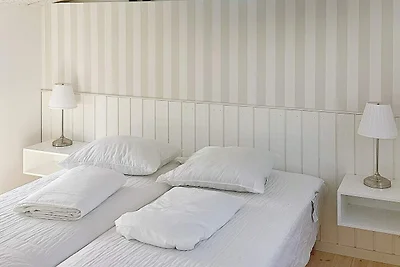 6 Personen Ferienhaus in Væggerløse-By Traum