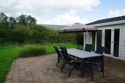 Vakantiehuis in Halfweg met terras