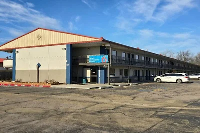 Motel 6 Oklahoma City, Ok - Frontier Cit