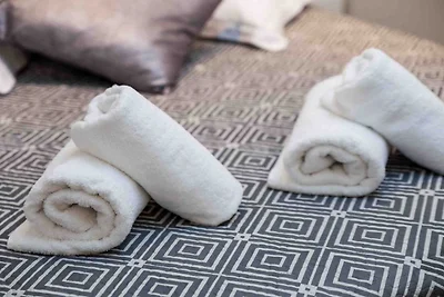 Modern Comfort  - One Bedroom Apartment...