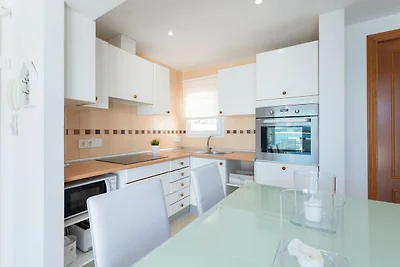 Luisamar Sea View - Apartamento En S'illot