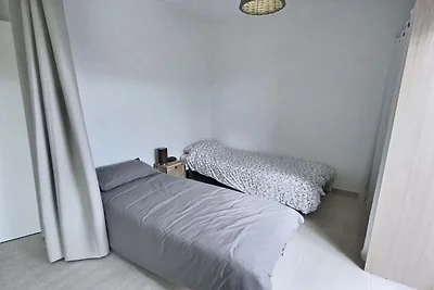 Modernes Apartment 450 m vom Strand entfernt