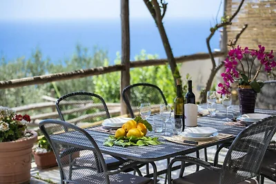 Villa a Praiano con vista mare e jacuzzi