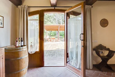 Tranquilla casa colonica con piscina privata